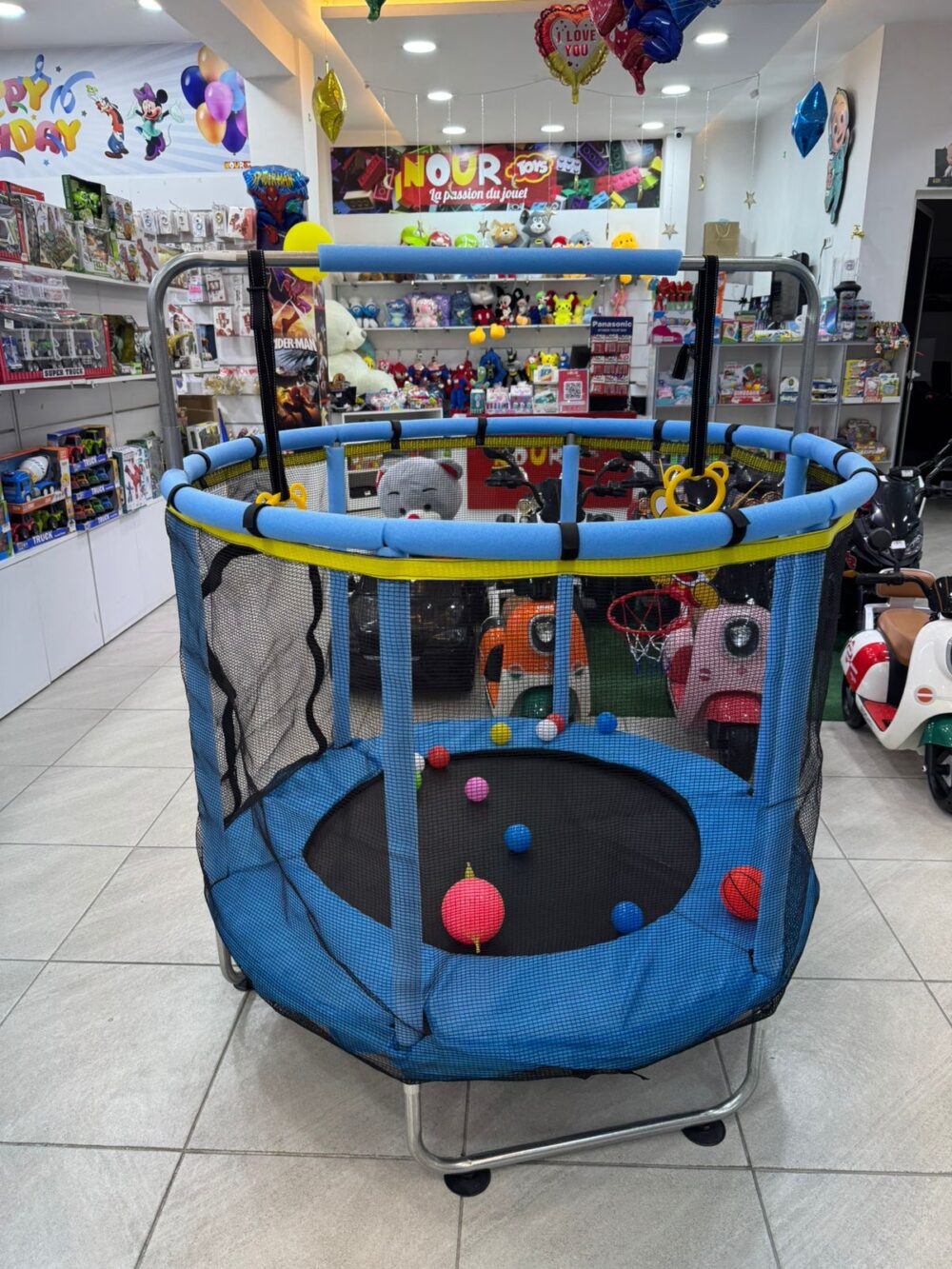 Trampoline – Image 3